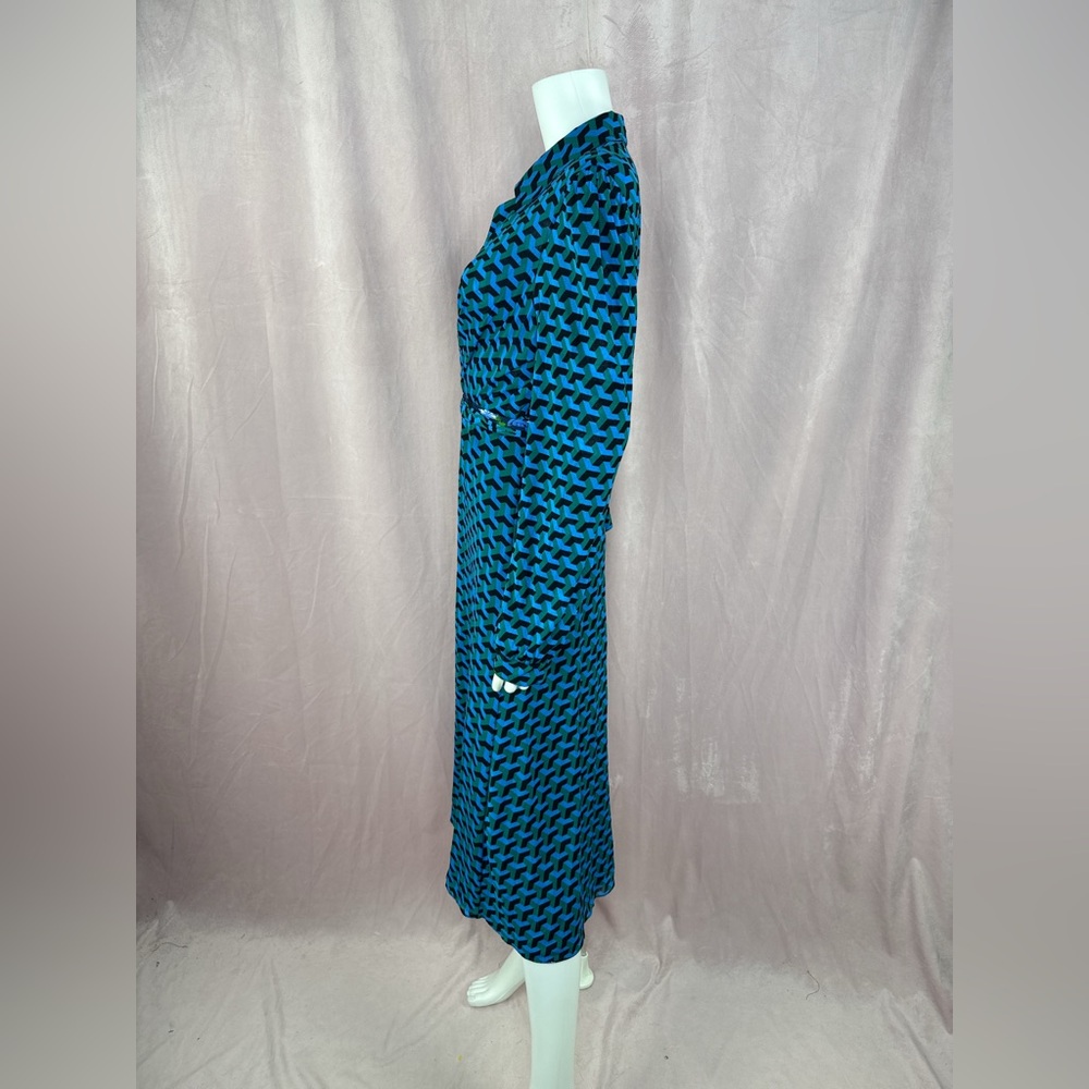 Diane Von Furstenberg DVF  Womens Blue Floral Wrap Dress Reversible Size 6 - Picture 2 of 5